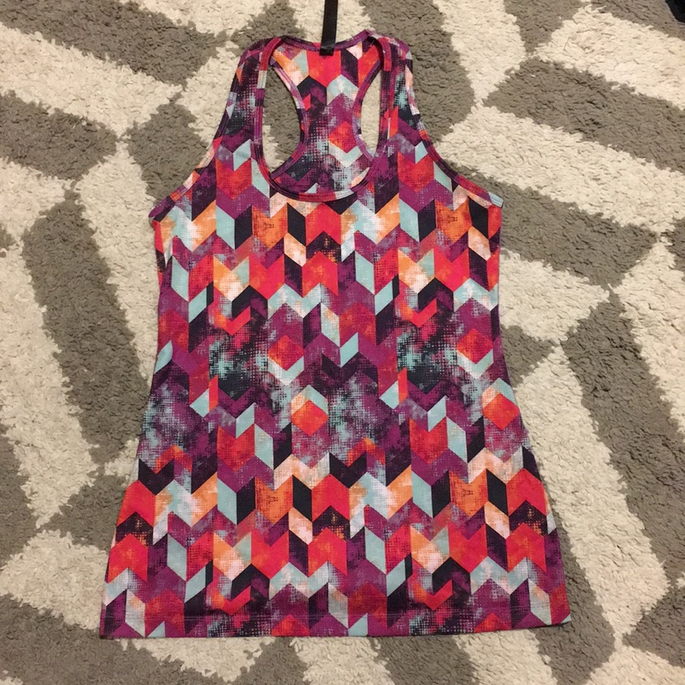 Printed sports tank top